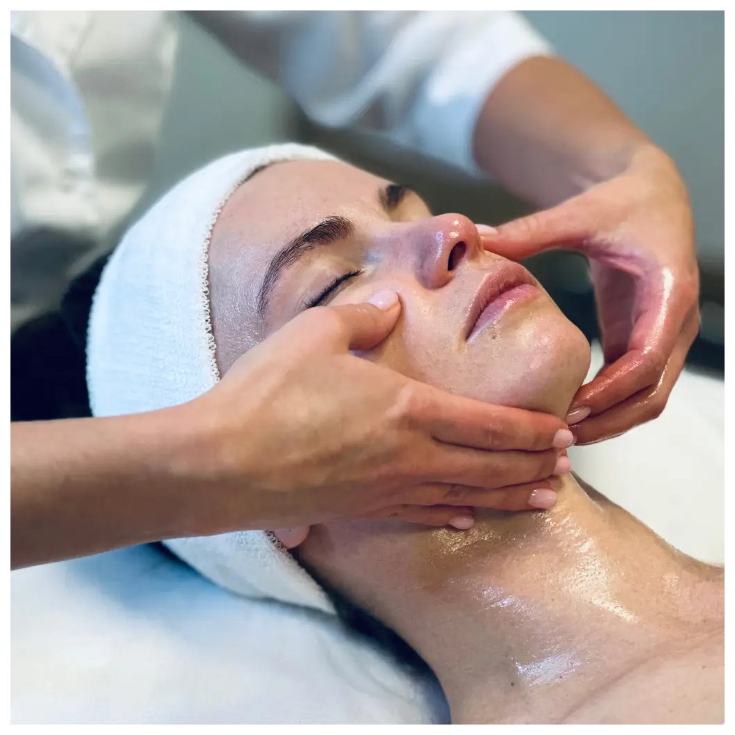 SKITER SALON Tallinn naomassaaz