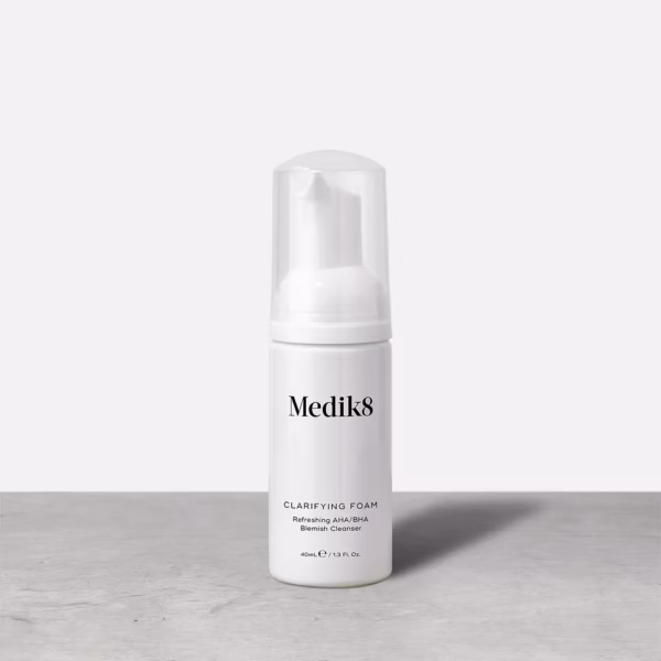 Medik8 clarifying foam 150ml p01424main 2