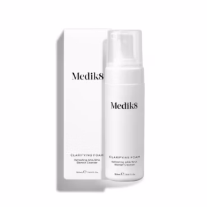 Medik8 clarifying foam 150ml p01424main