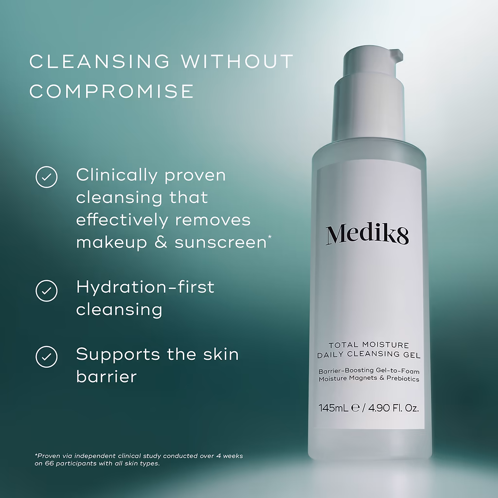 Medik8 total moisture daily cleansing gel 145ml p00749 5 2